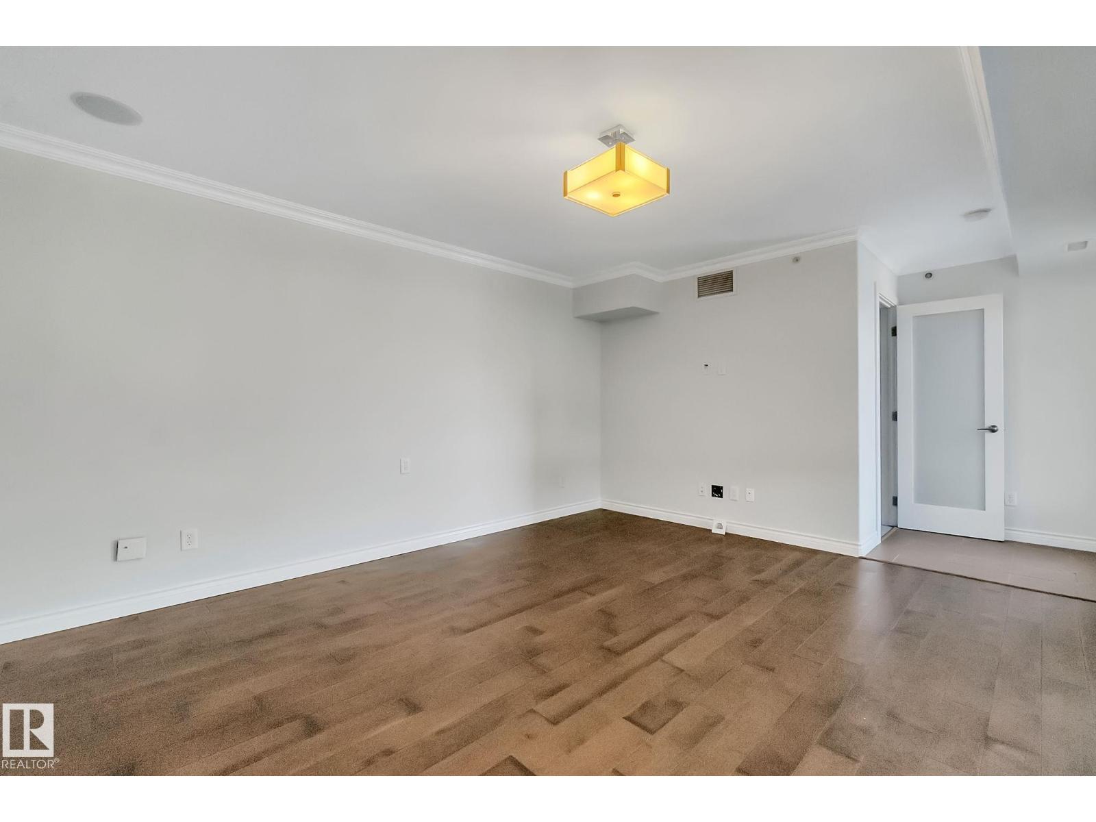 #308 9603 98 AV NW - 36
