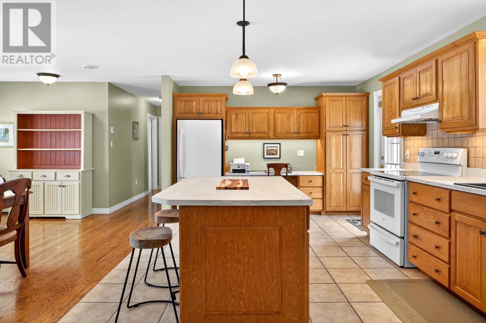 43 CURRAN DRIVE - 17