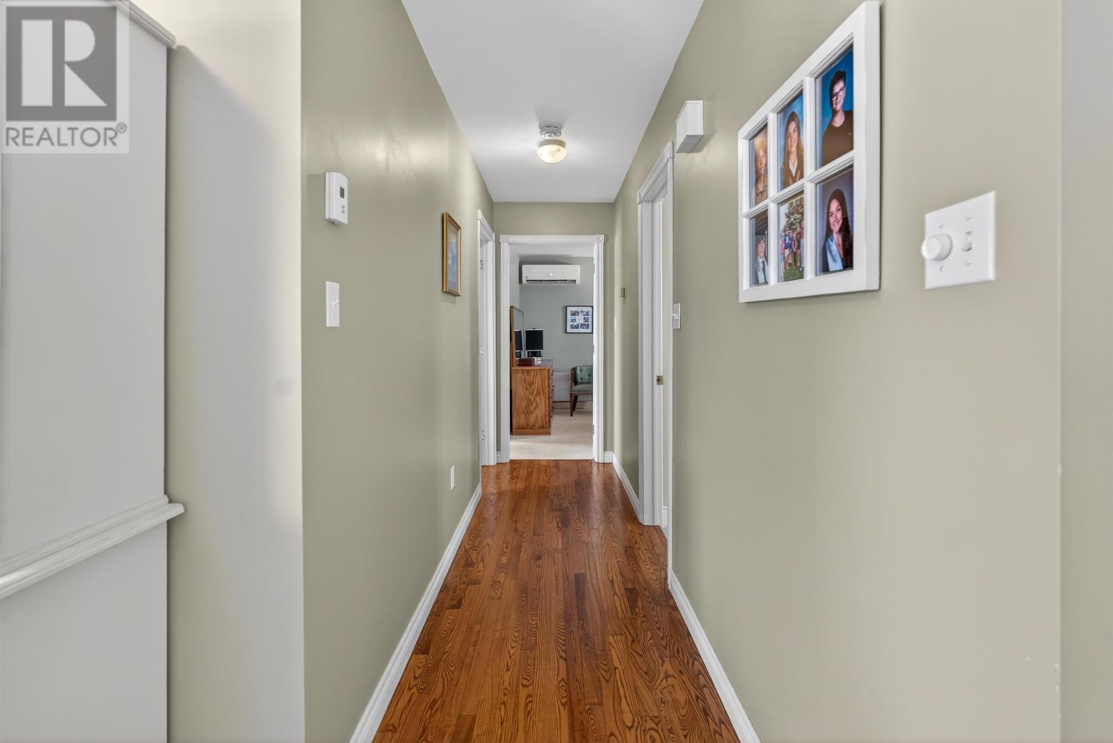 43 CURRAN DRIVE - 22