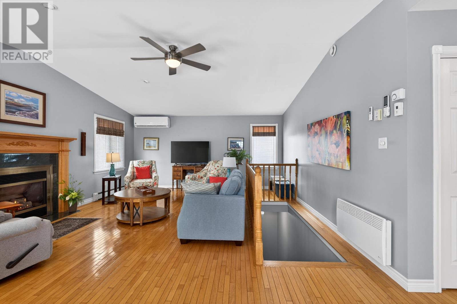 43 CURRAN DRIVE - 34