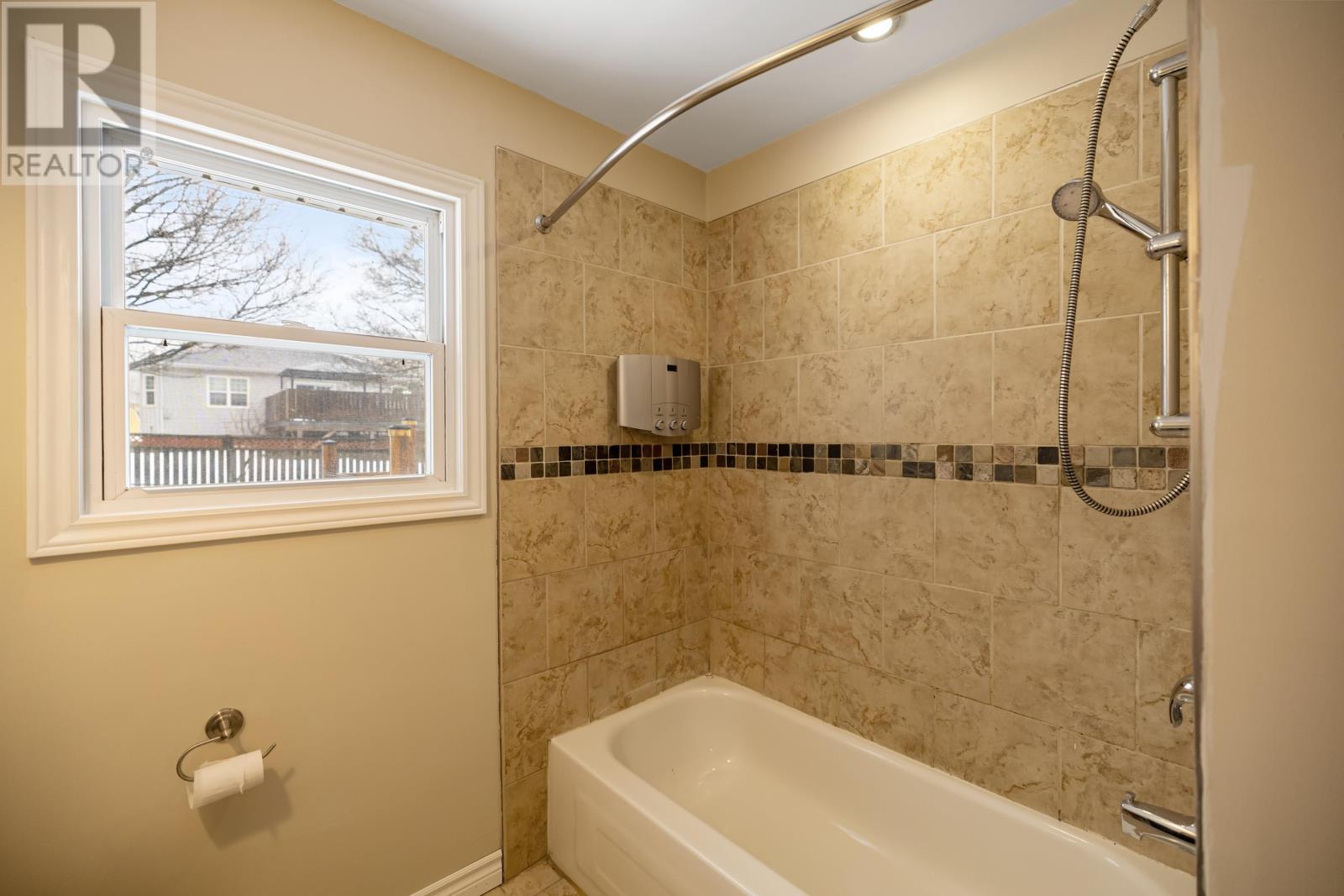 23 KIRKWOOD DRIVE - 18