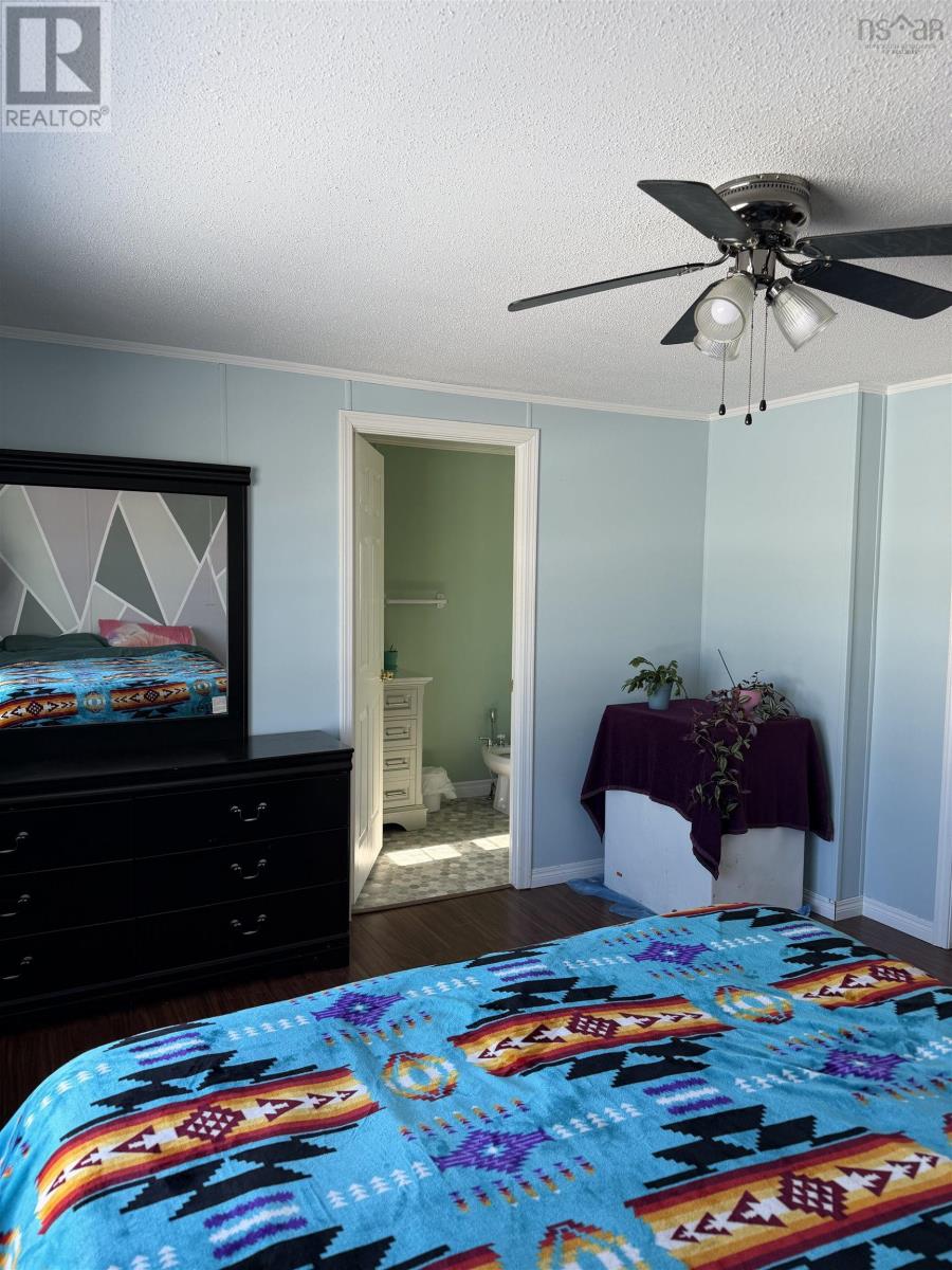 Property 20 of 25 of 7 Cedarwood Ave, Glen Aire Estates