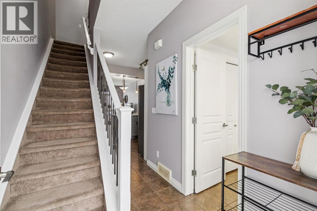 Single Family House for Sale in   Rockyledge View NW Rocky Ridge Calgary 