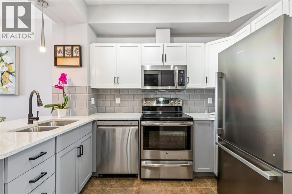 Single Family House for Sale in   Rockyledge View NW Rocky Ridge Calgary 