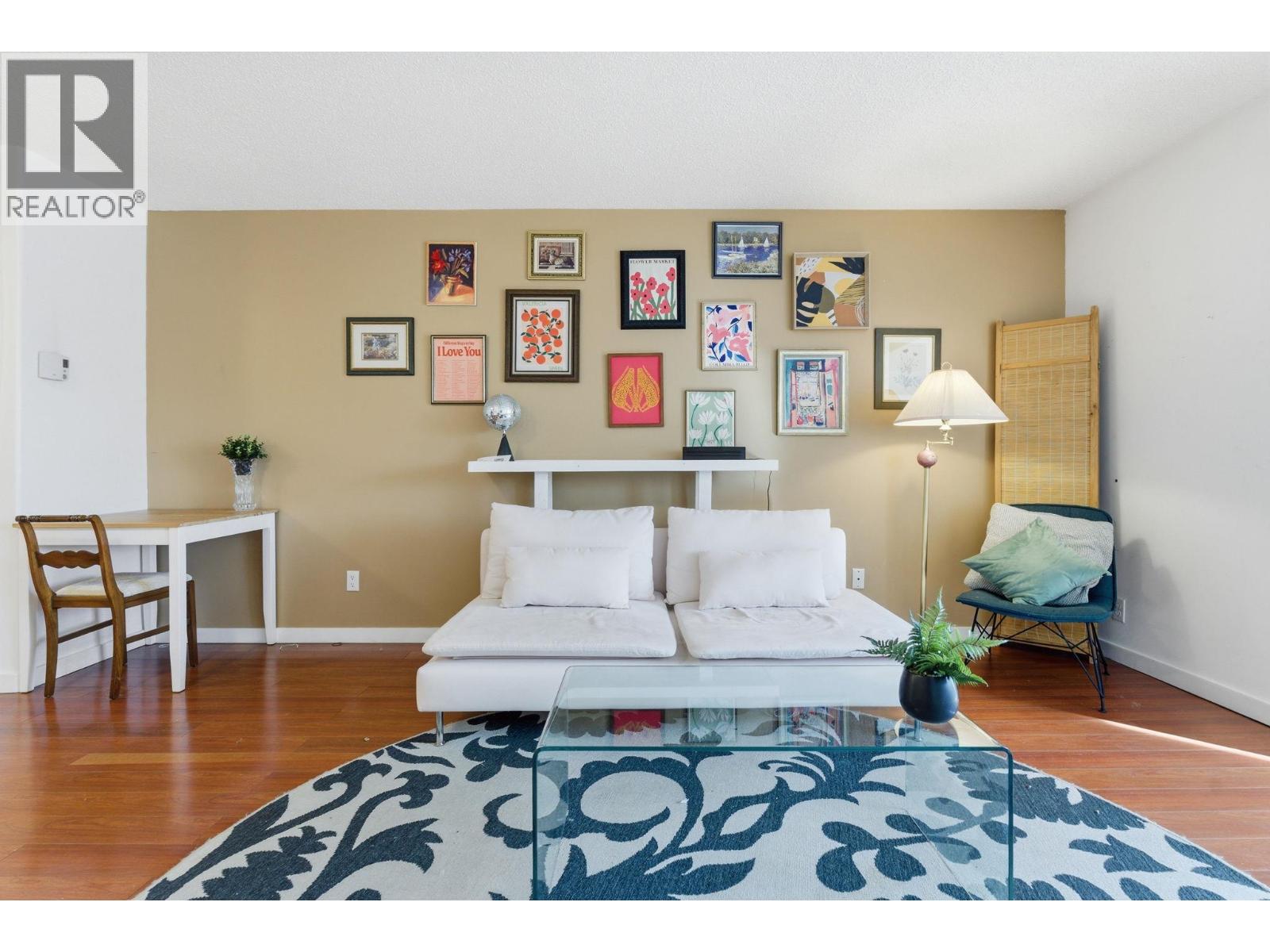 1685 Ufton Court Unit# 310, Kelowna