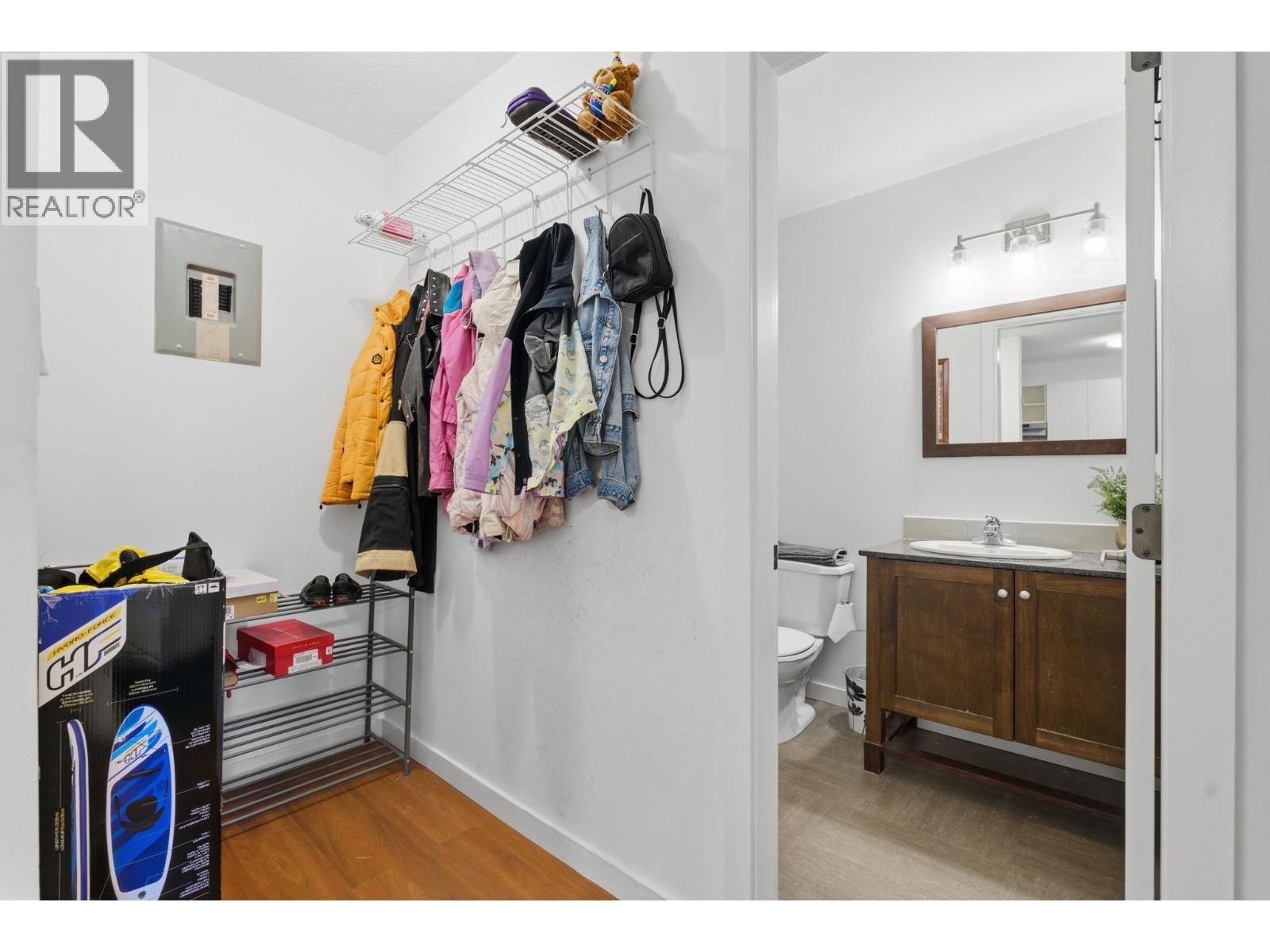 1685 Ufton Court Unit# 310, Kelowna