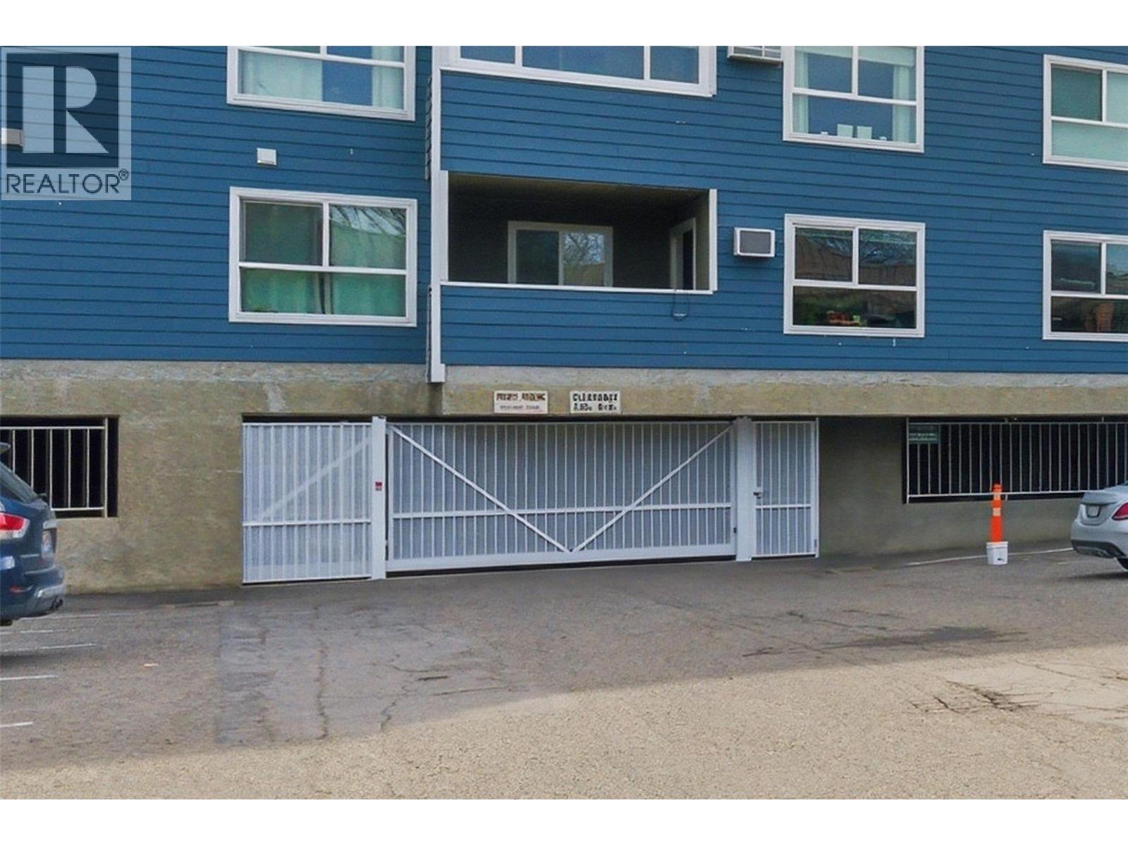 1685 Ufton Court Unit# 310, Kelowna