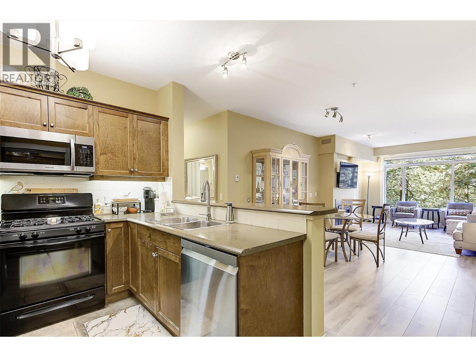 2532 Shoreline Drive Unit# 214, Lake Country