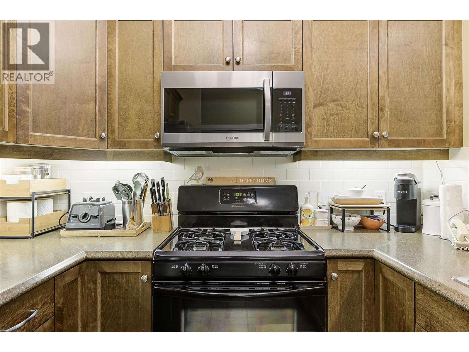 2532 Shoreline Drive Unit# 214, Lake Country