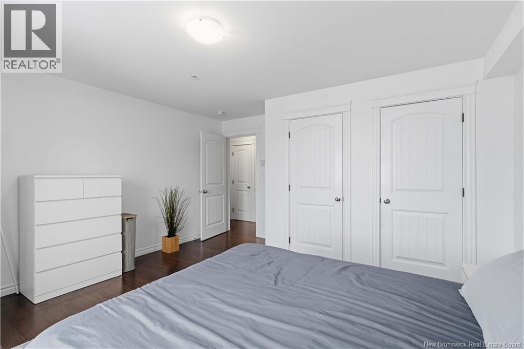 #103 155 LIAN STREET - 24