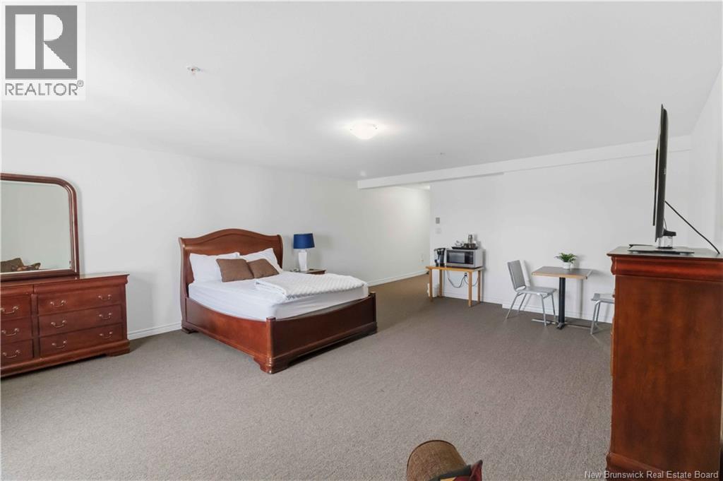 #103 155 LIAN STREET - 32