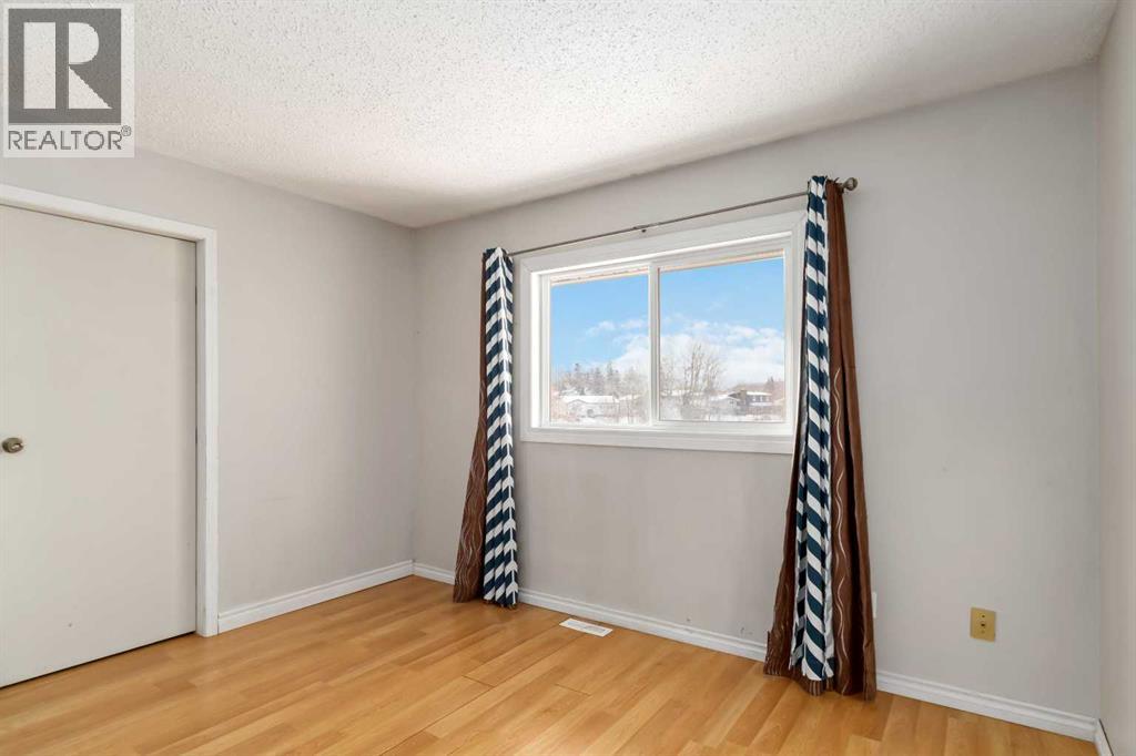 400 Silin Forest Road, Fort McMurray