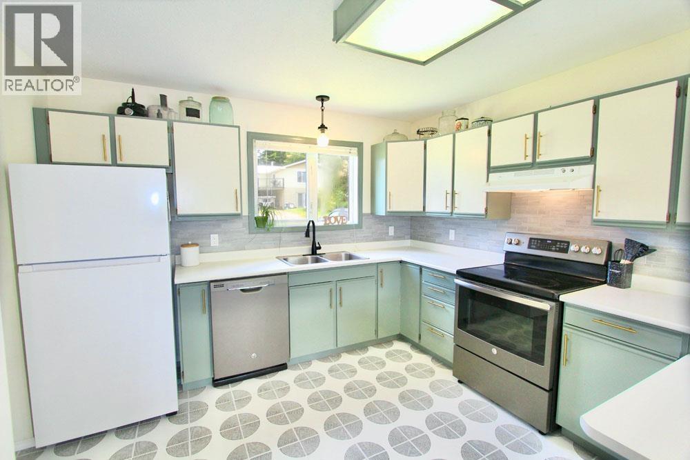 40 YAKOUN STREET - 12