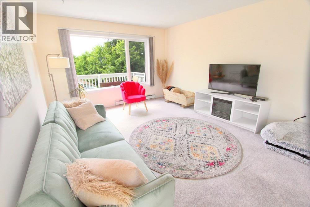 40 YAKOUN STREET - 18