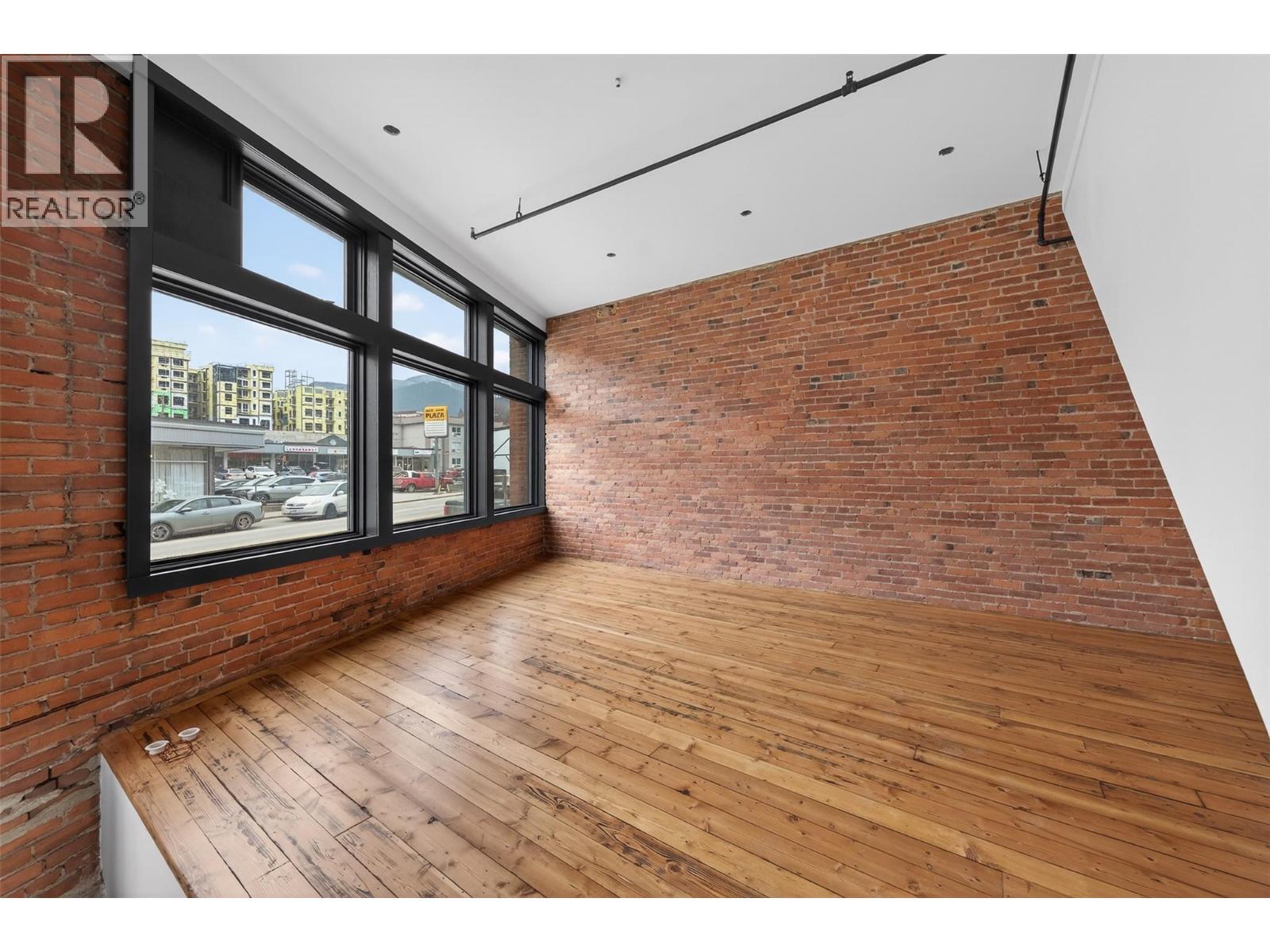 106 625 Front Street, Nelson