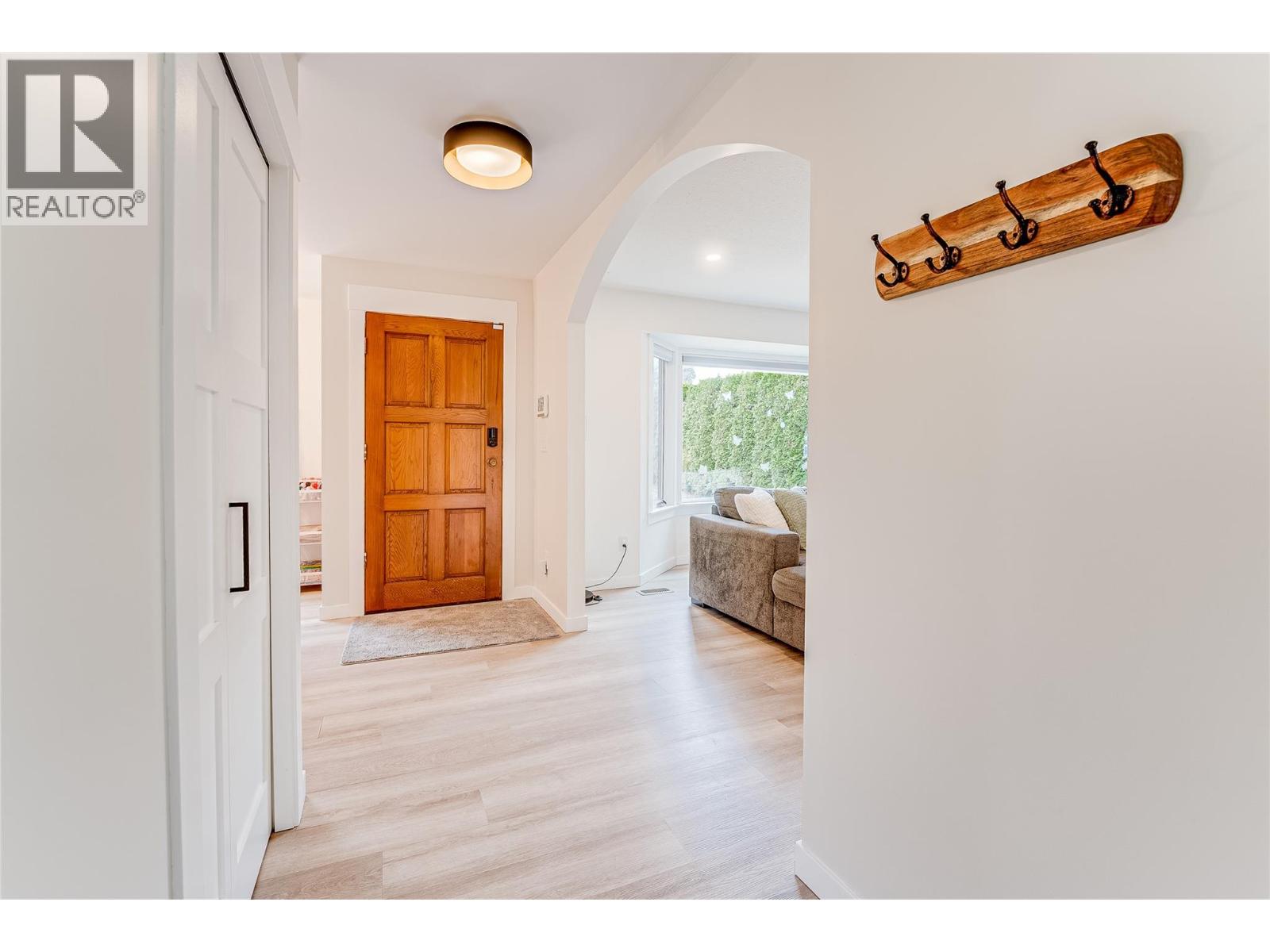 551 28 Street SE, Salmon Arm