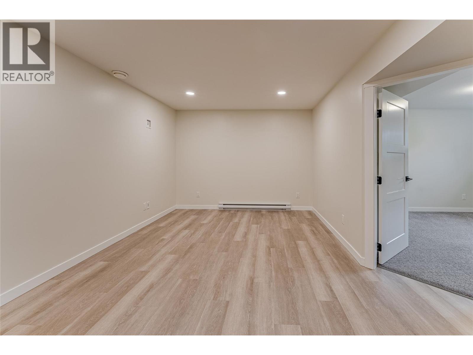 551 28 Street SE, Salmon Arm