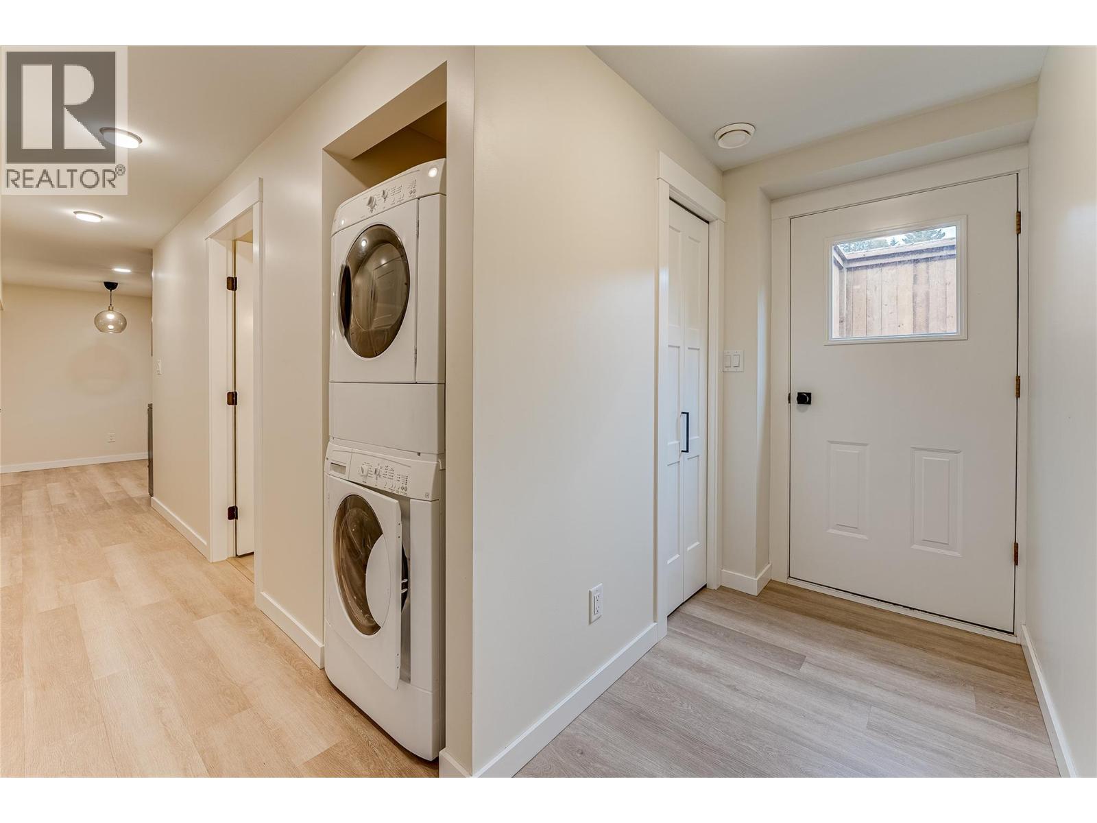 551 28 Street SE, Salmon Arm