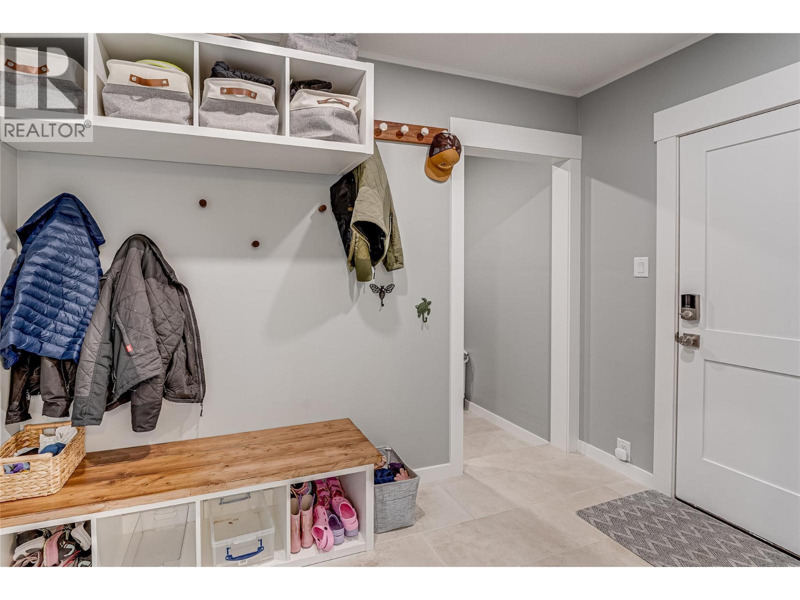 551 28 Street SE, Salmon Arm