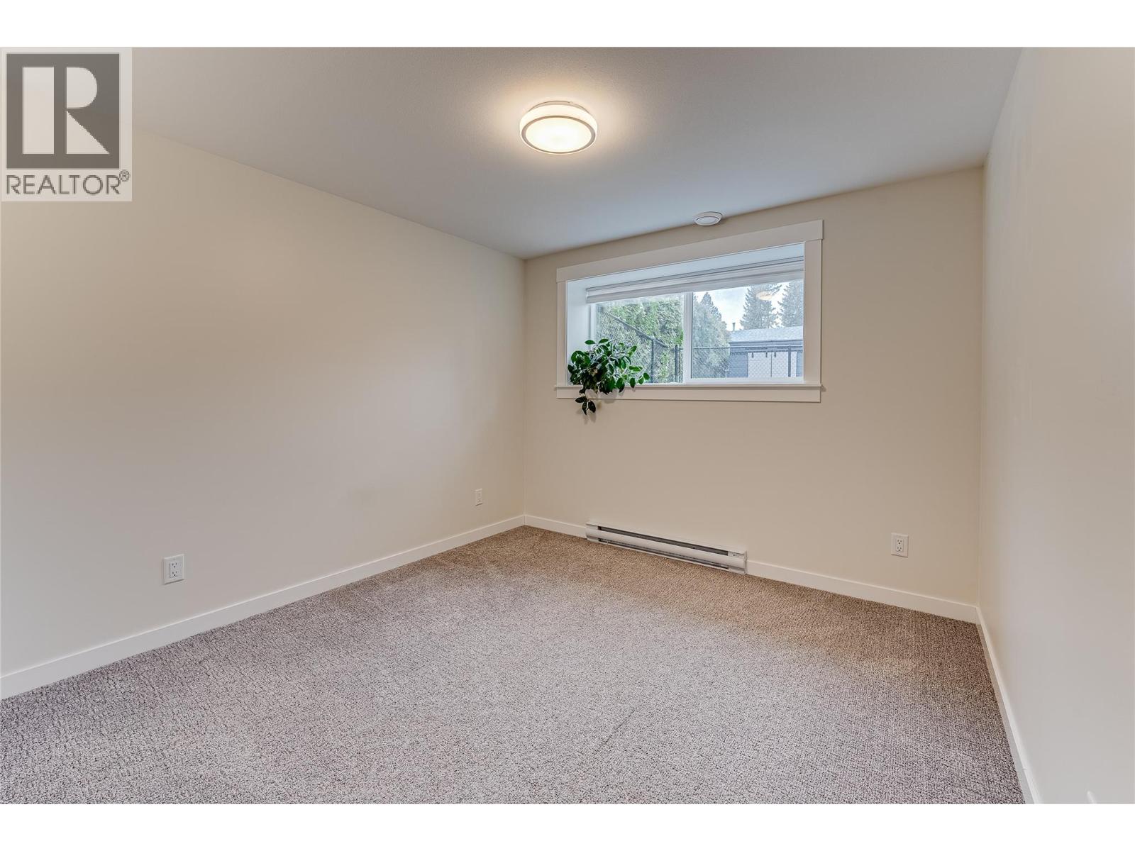 551 28 Street SE, Salmon Arm