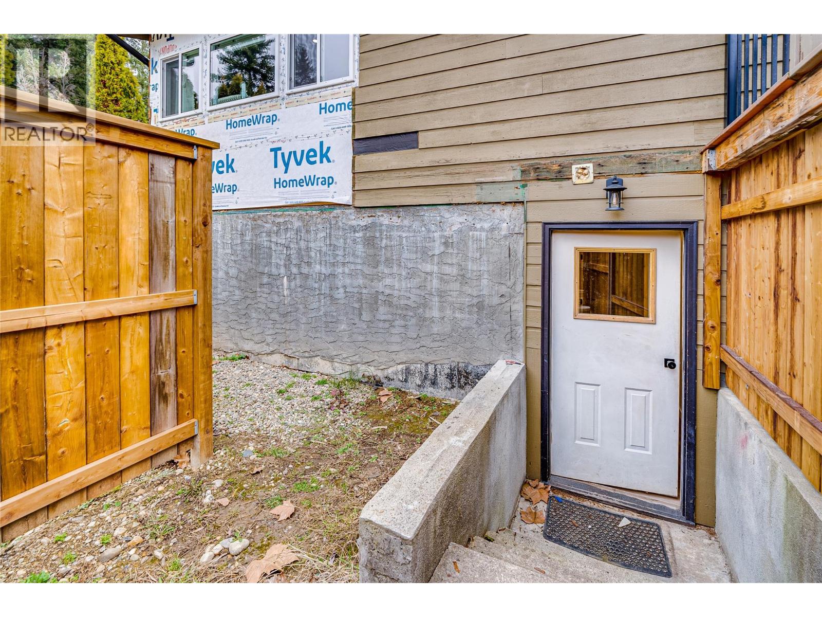 551 28 Street SE, Salmon Arm