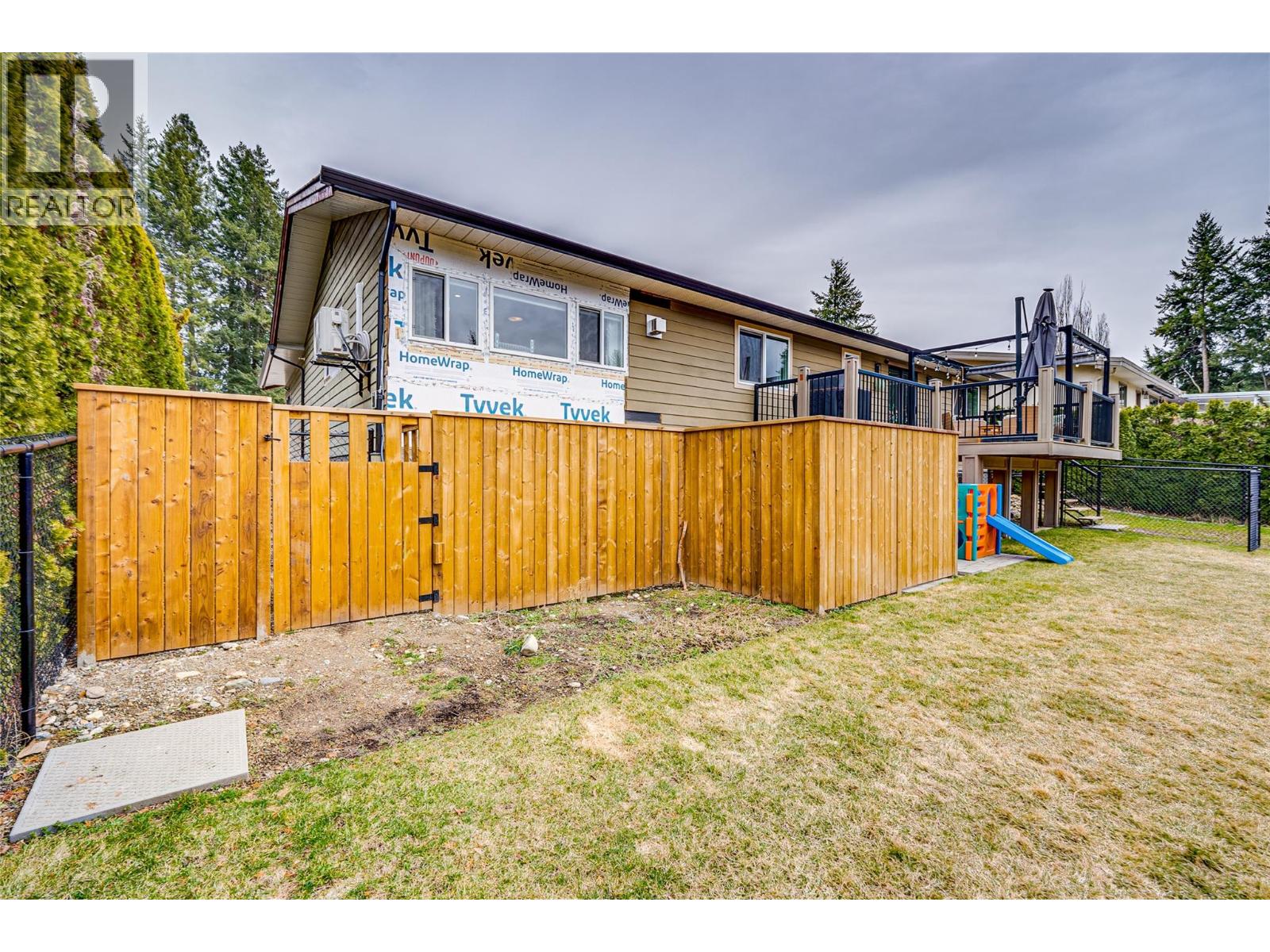 551 28 Street SE, Salmon Arm