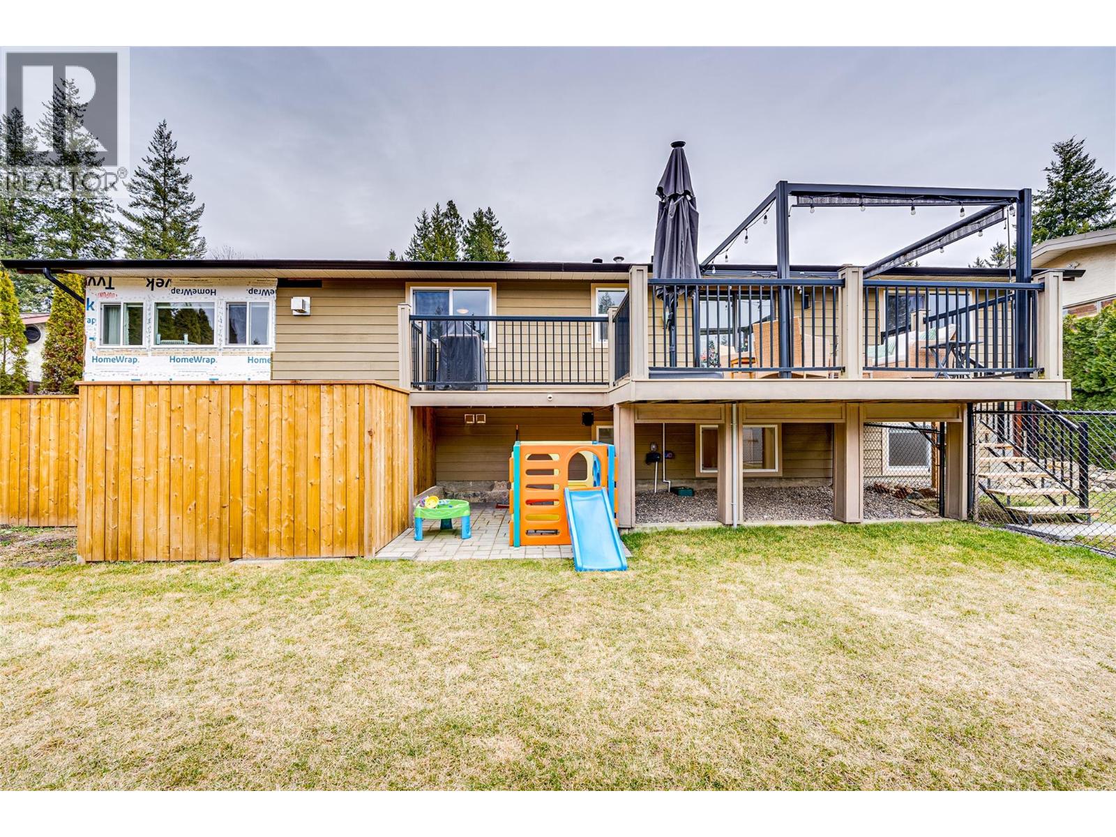 551 28 Street SE, Salmon Arm