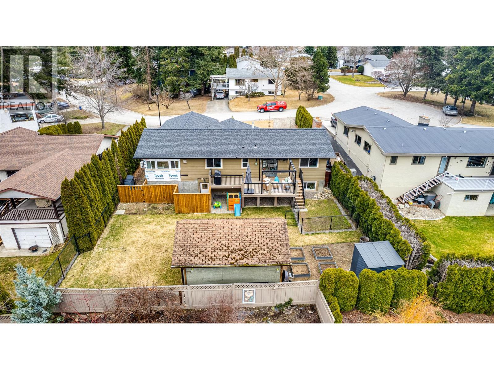 551 28 Street SE, Salmon Arm