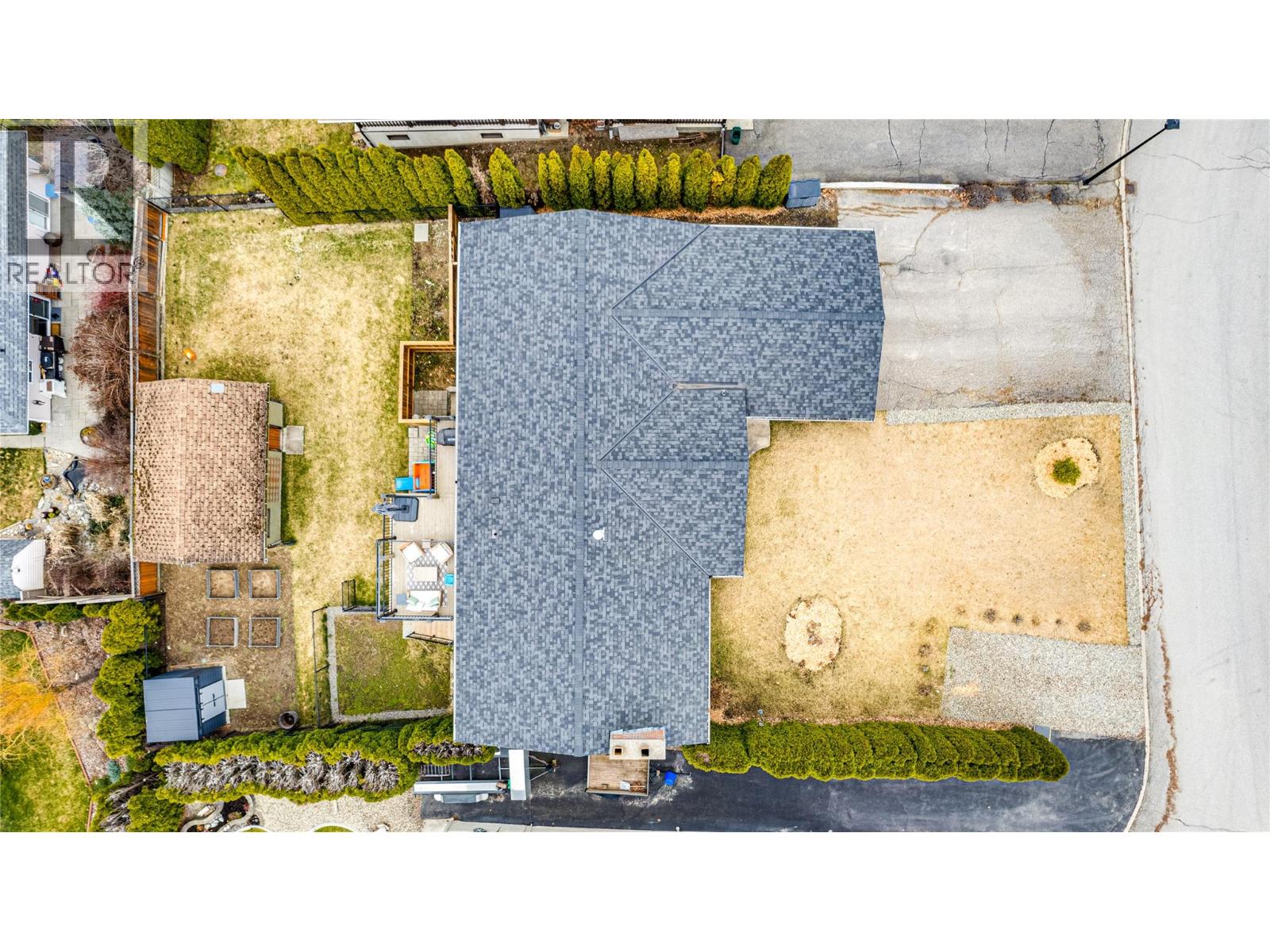 551 28 Street SE, Salmon Arm