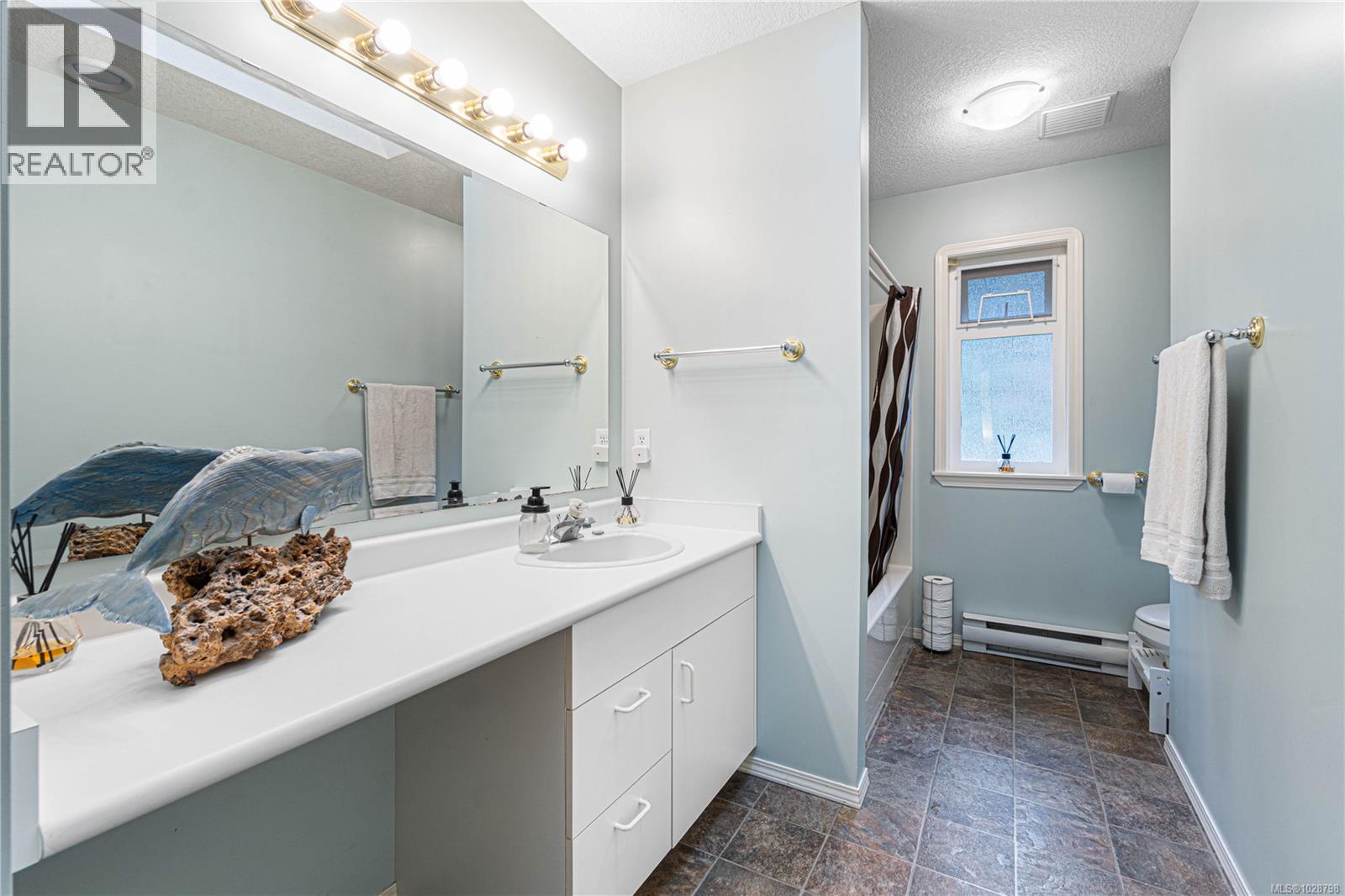 5709 MALIBU TERR - 20