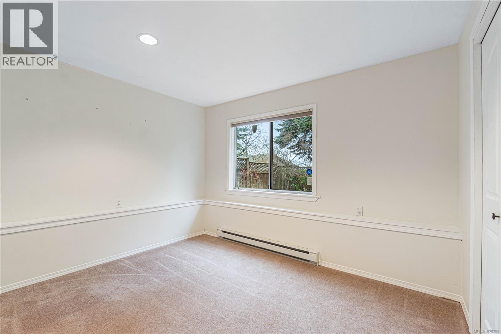 5709 MALIBU TERR - 24