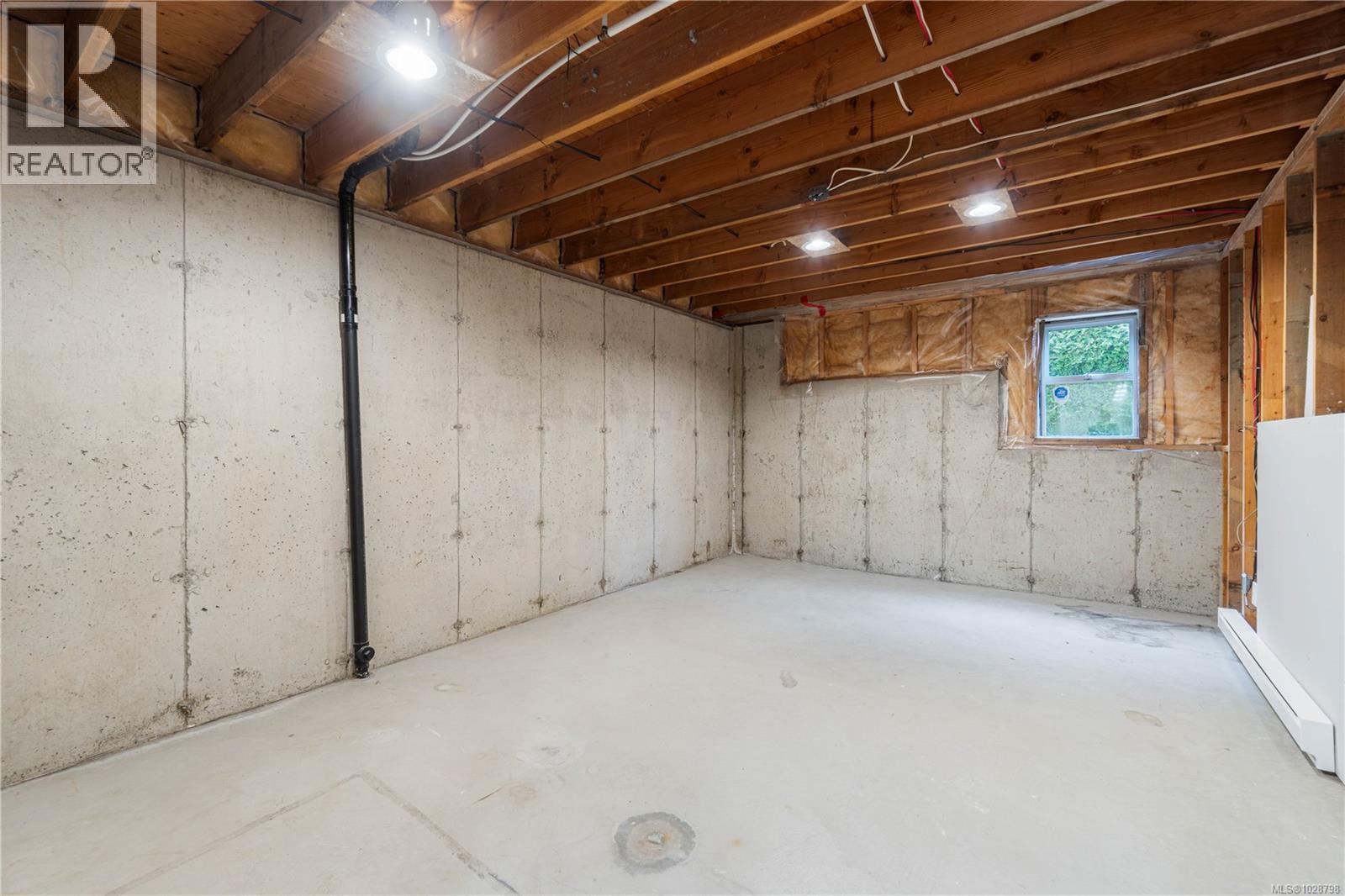 5709 MALIBU TERR - 30