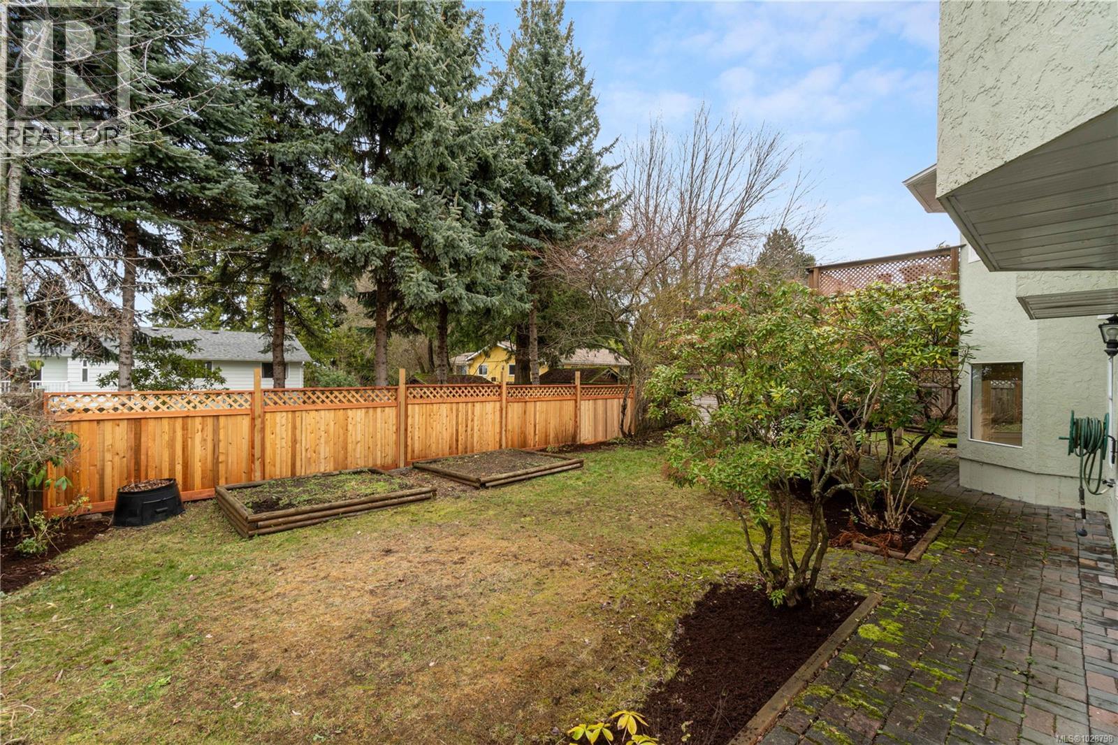 5709 MALIBU TERR - 32