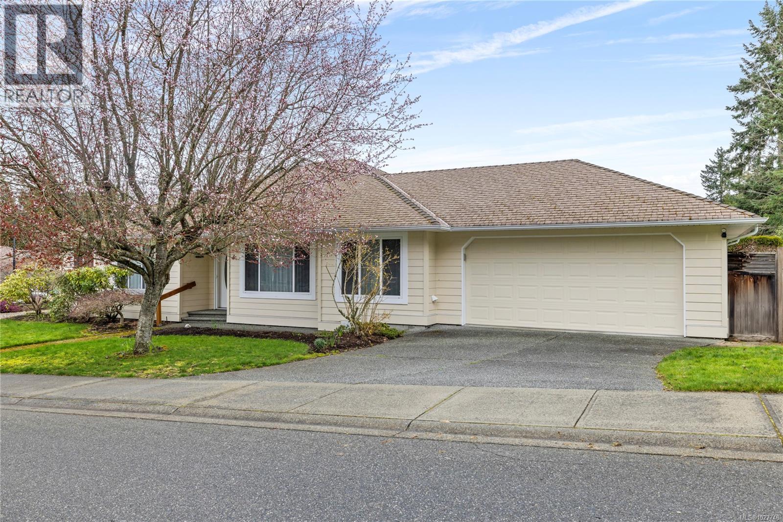 4 Trill Dr, Parksville