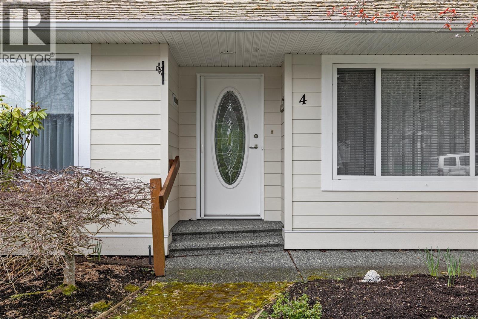 4 Trill Dr, Parksville