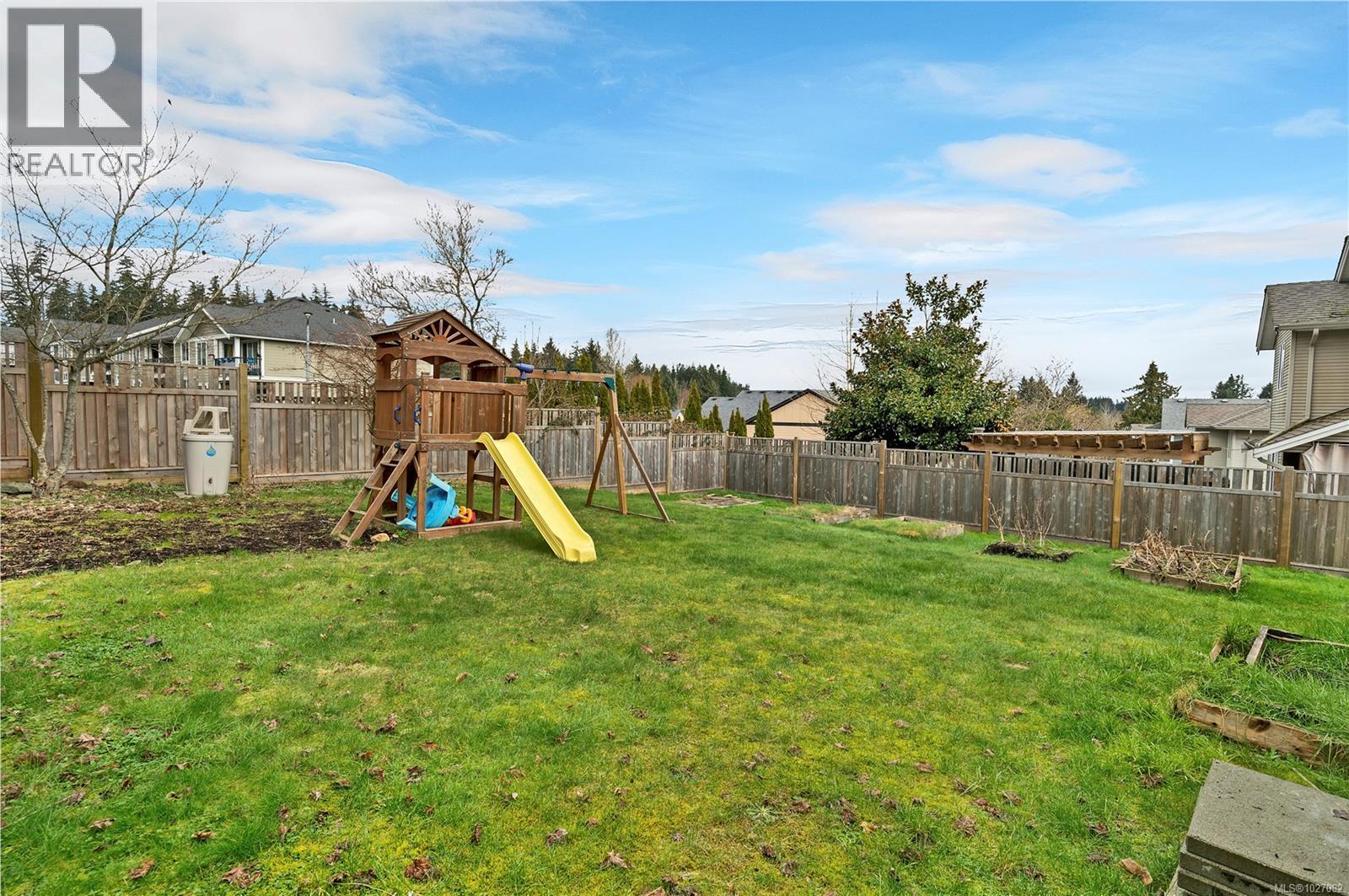 2070 COLLEGE DR - 39