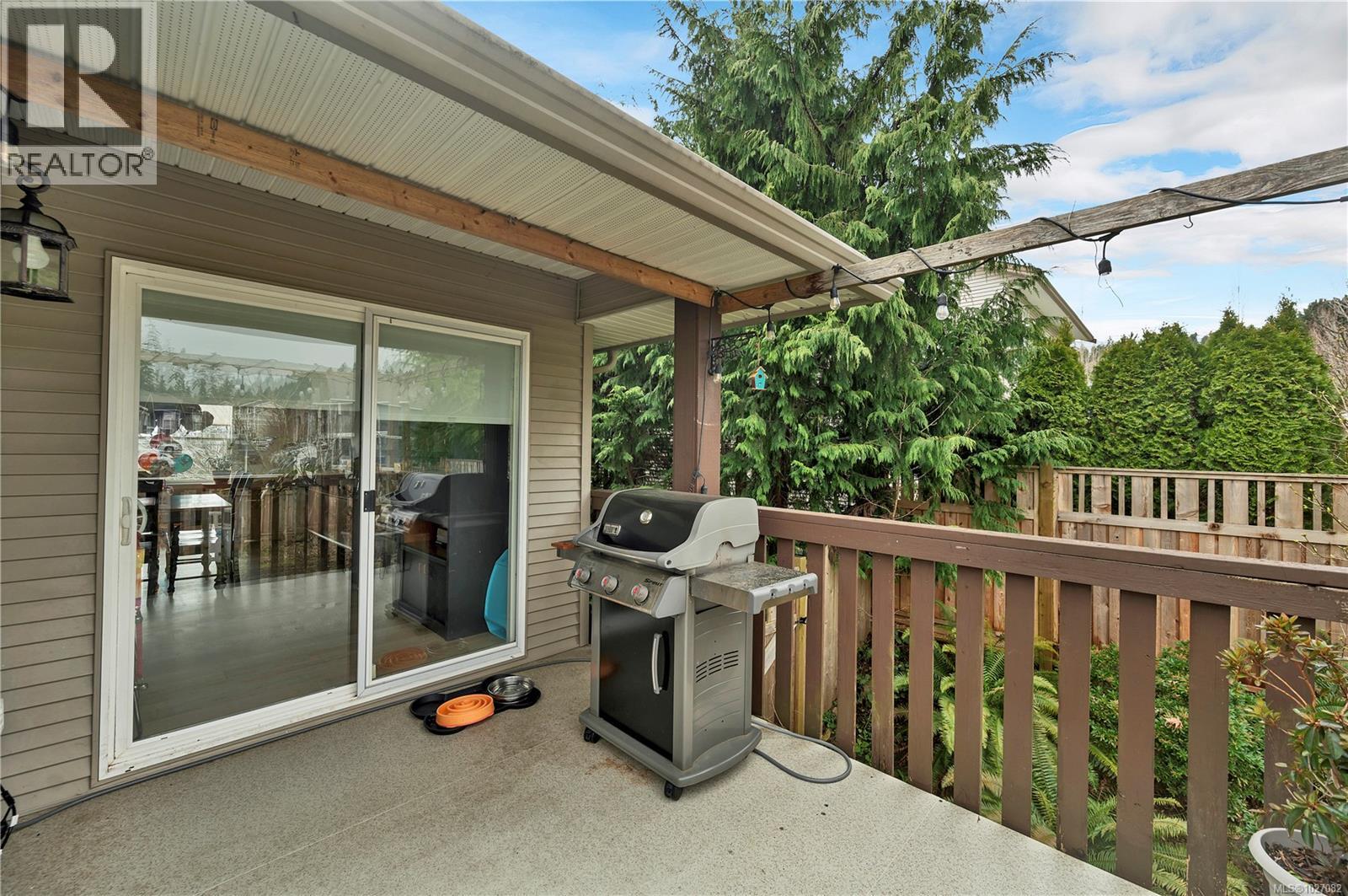 2070 COLLEGE DR - 40