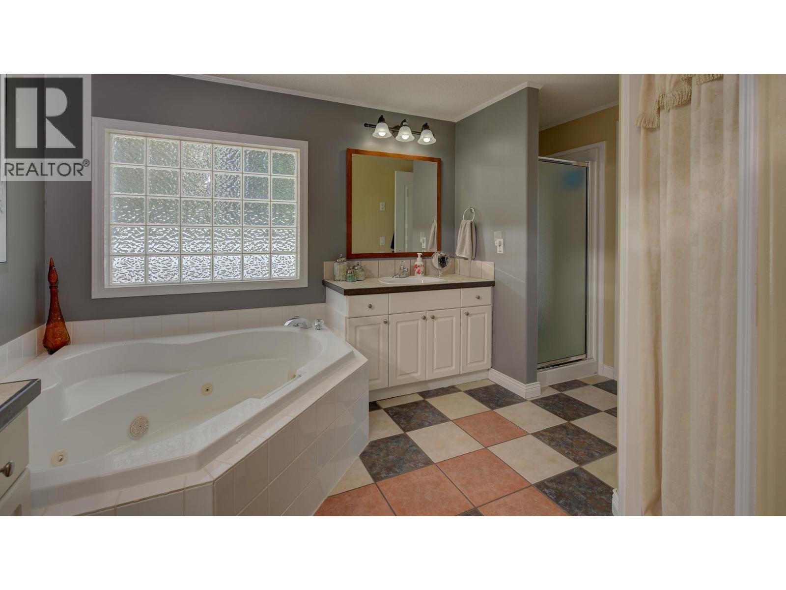 3742 HORSEFLY ROAD, Horsefly