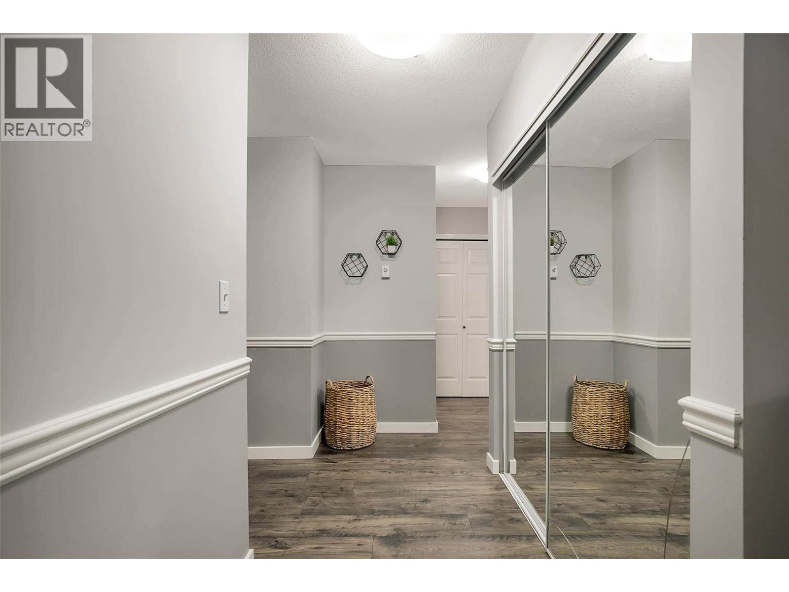 3175 De Montreuil Court Court Unit# 115, Kelowna