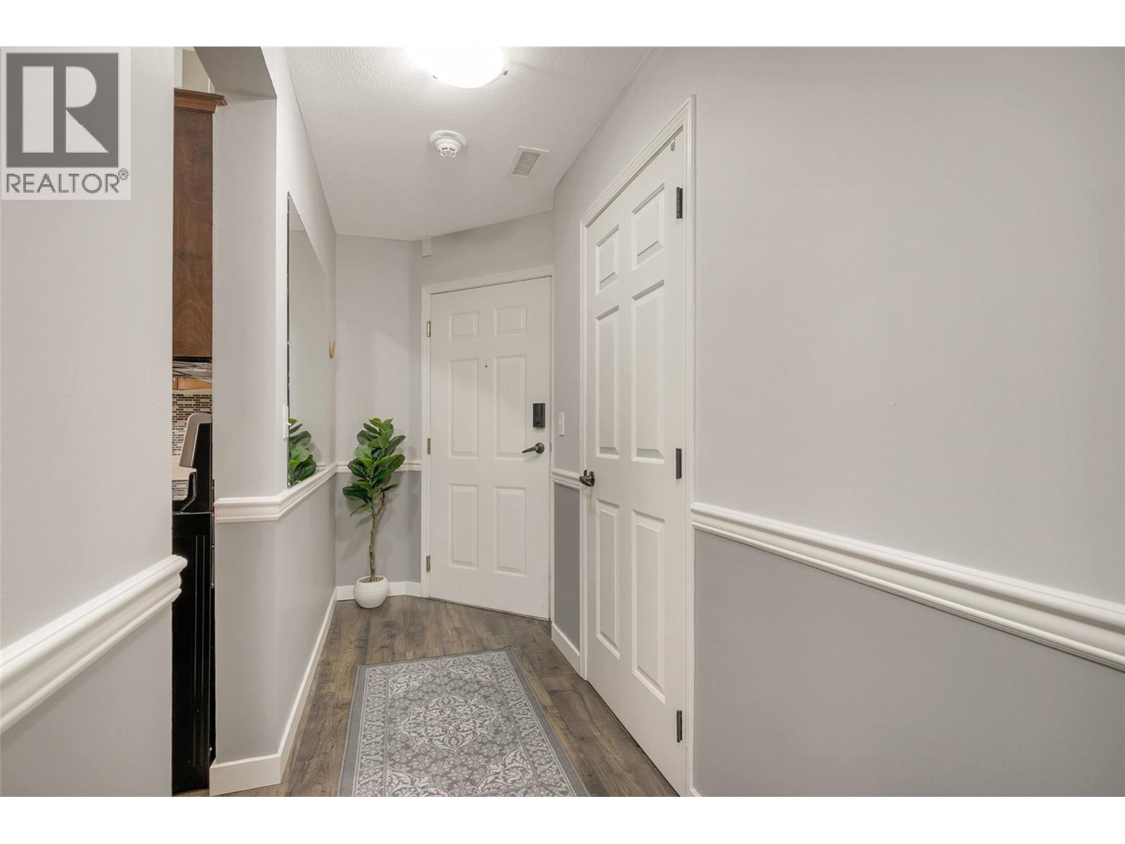 3175 De Montreuil Court Court Unit# 115, Kelowna