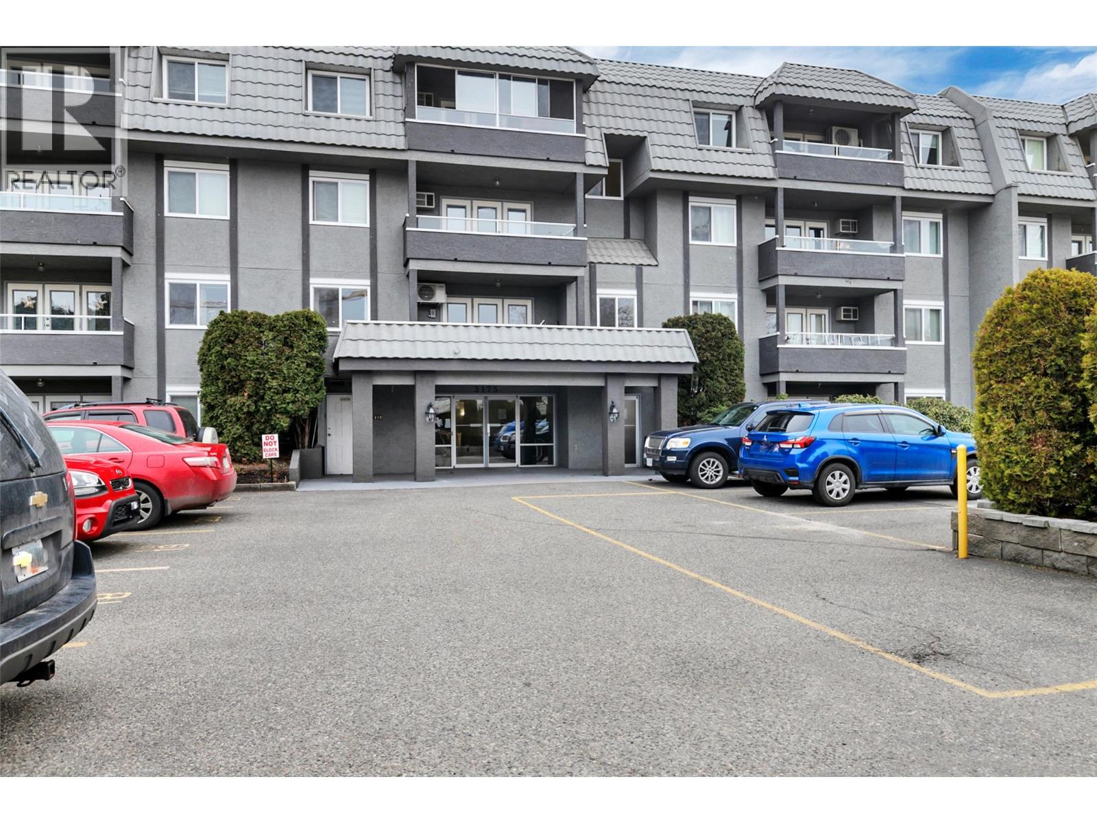 3175 De Montreuil Court Court Unit# 115, Kelowna