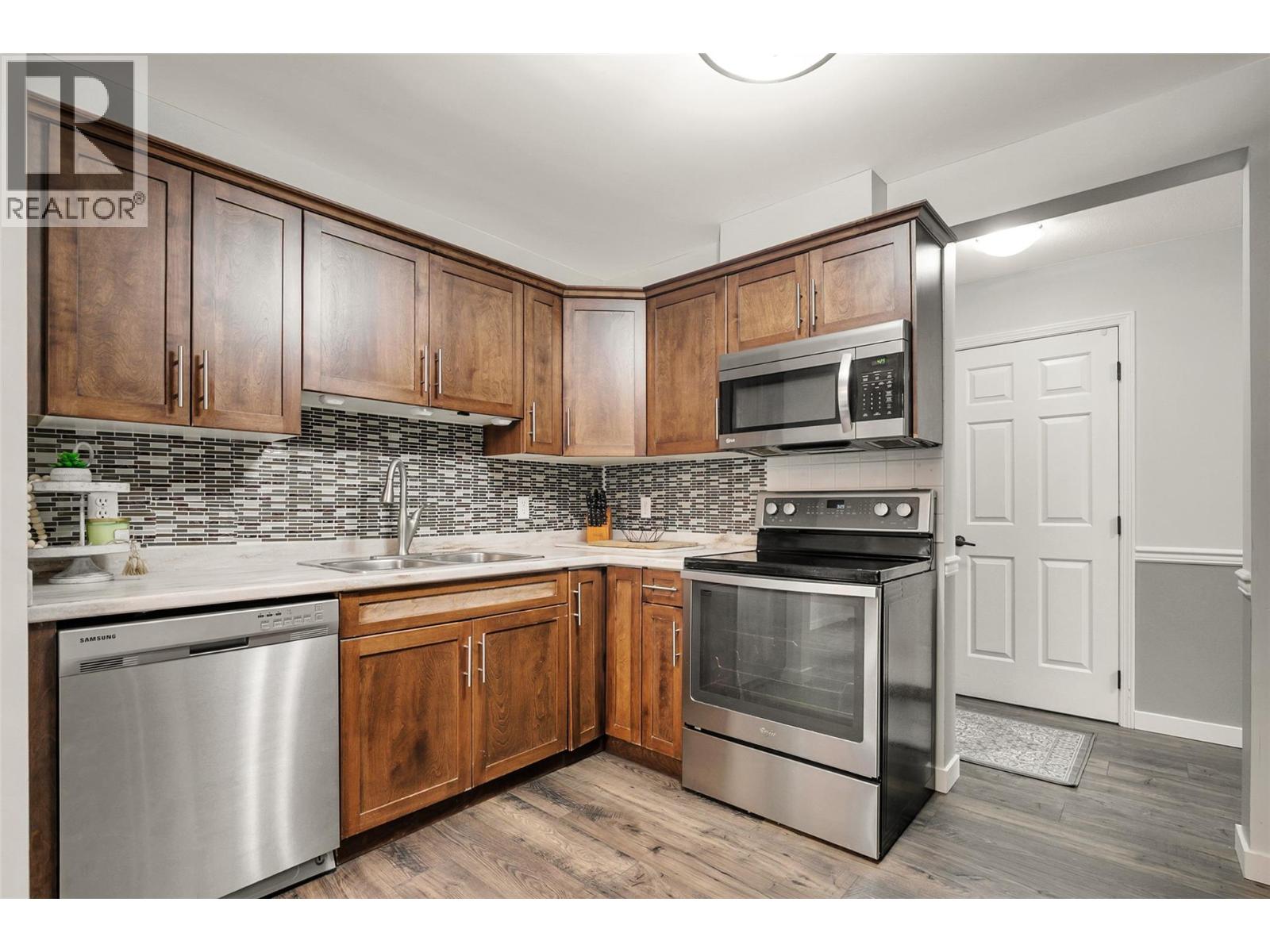 3175 De Montreuil Court Court Unit# 115, Kelowna