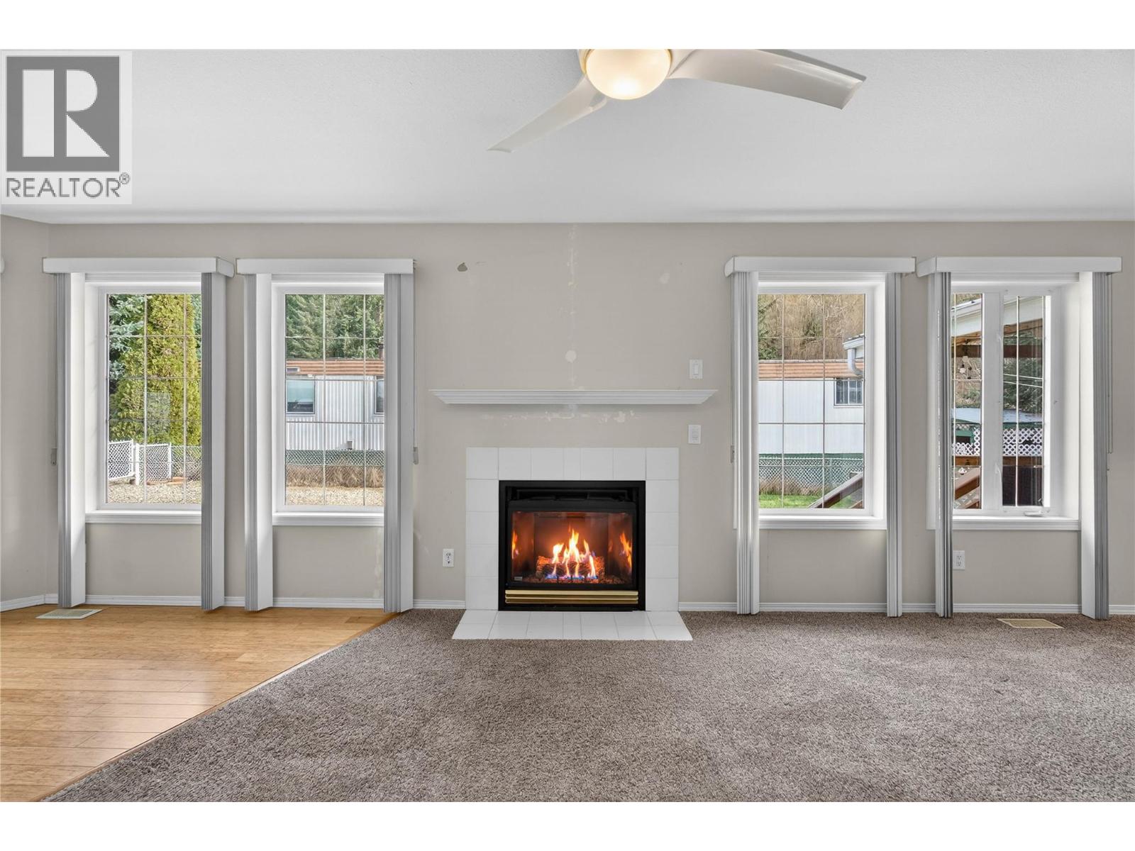 5 HIGHWAY 97A SICAMOUS Sicamous Creek Mobile Home Park Creek Unit# 11, Sicamous