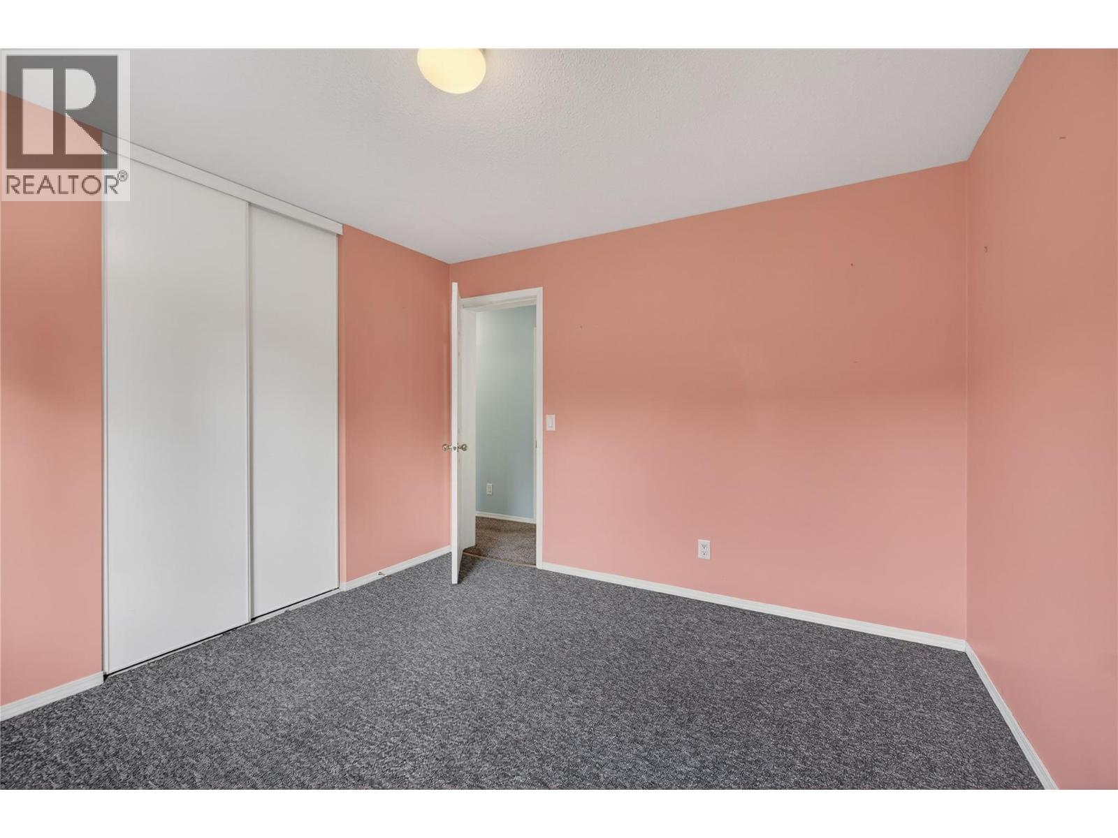 5 HIGHWAY 97A SICAMOUS Sicamous Creek Mobile Home Park Creek Unit# 11, Sicamous