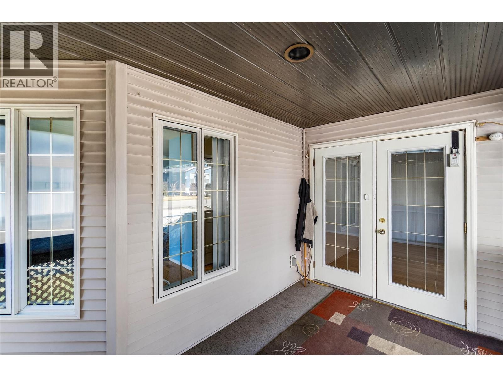 5 HIGHWAY 97A SICAMOUS Sicamous Creek Mobile Home Park Creek Unit# 11, Sicamous