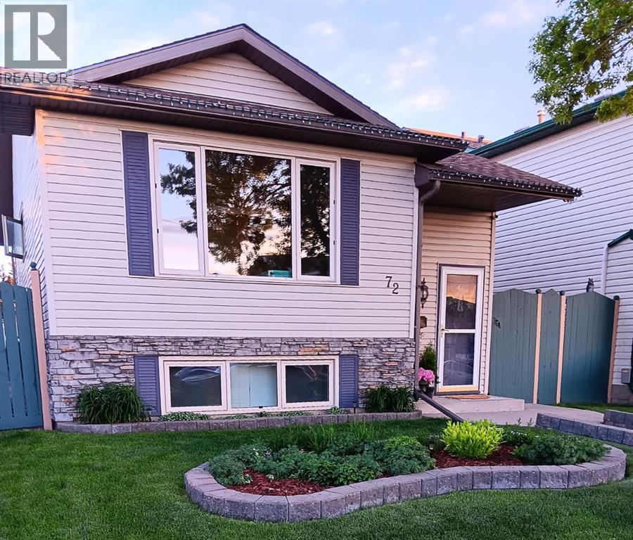 Single Family House Bi-level for Sale in  Whitehaven Road NE Whitehorn Calgary 