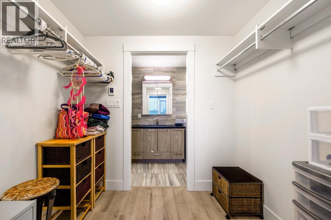 #717-10788 NO. 5 Road, Richmond