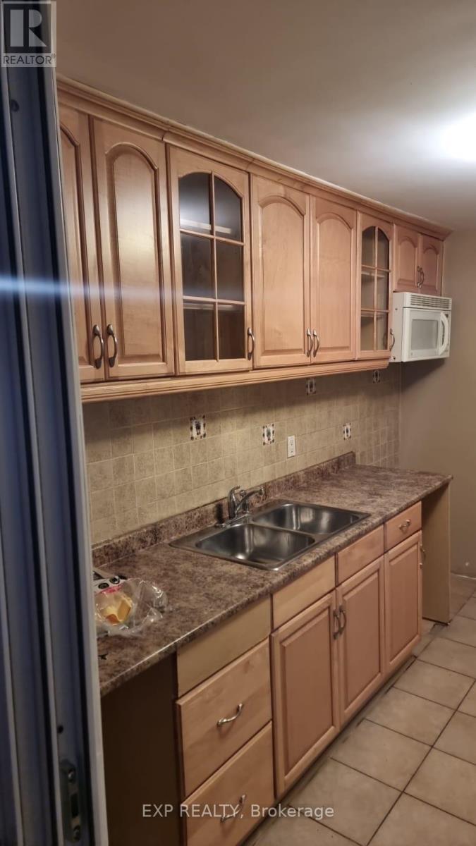 Listing photo of 2ND FLR - 841 RUNNYMEDE ROAD