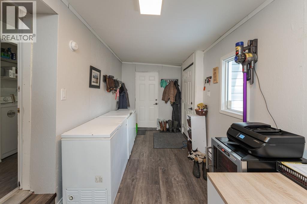 #35 10180 HART HIGHWAY - Image 3