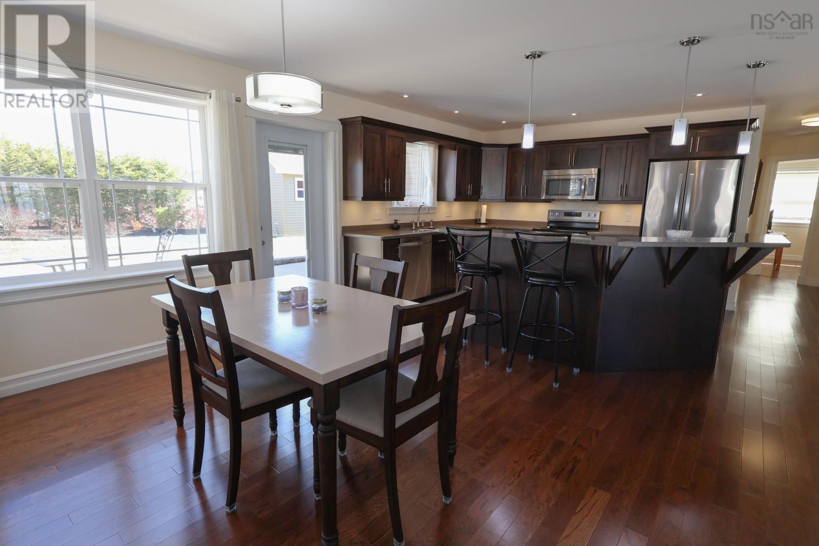 Property 23 of 44 of 40 Dr Ernst Court